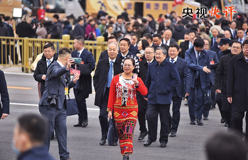 _热烈庆祝人大会胜利召开_热烈庆祝人大会议胜利召开