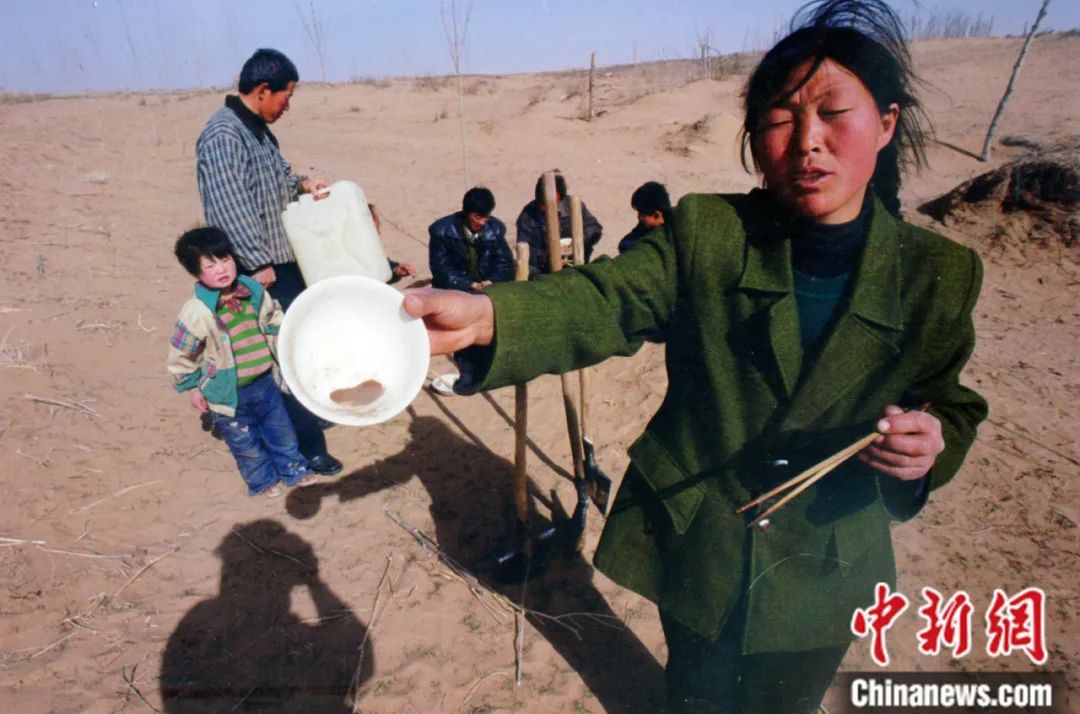 中国小伙美国非诚勿扰_中国小伙和三个美国妞_