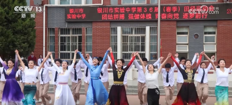 为高考护航_交警护航高考图片_