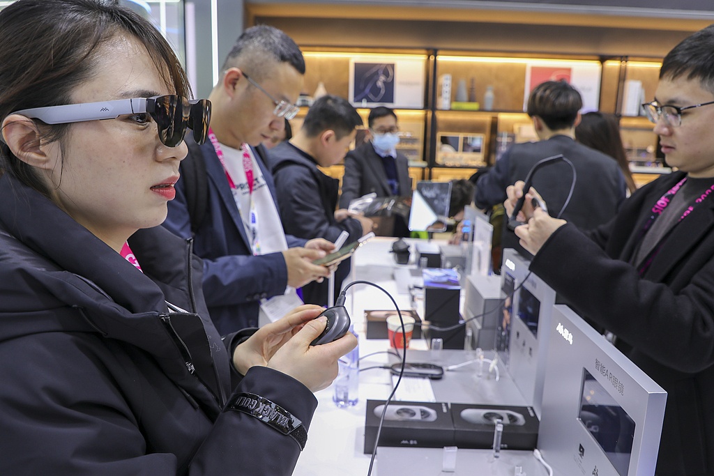_央广财评|AI应用开启“人工智能+消费”新蓝海_央广财评|AI应用开启“人工智能+消费”新蓝海