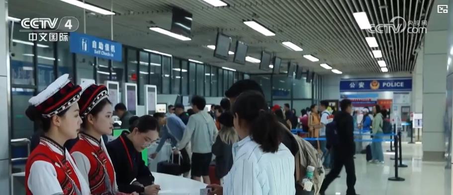 从“过境游”到“深度游” 中国国际航线网络拓展带动入境游消费增长__从“过境游”到“深度游” 中国国际航线网络拓展带动入境游消费增长