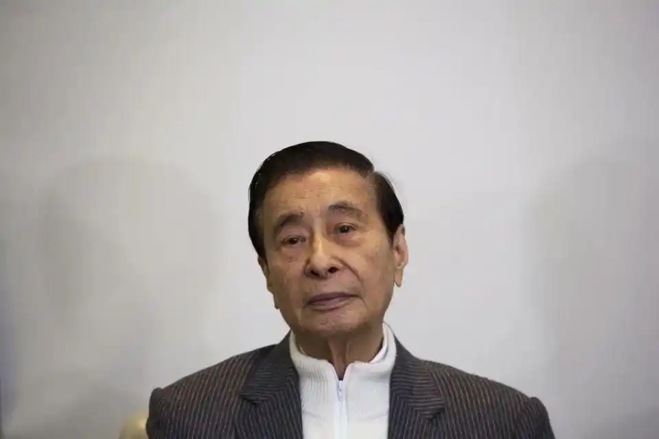 _百亿前首富李兆会失踪_李兆基最新财富
